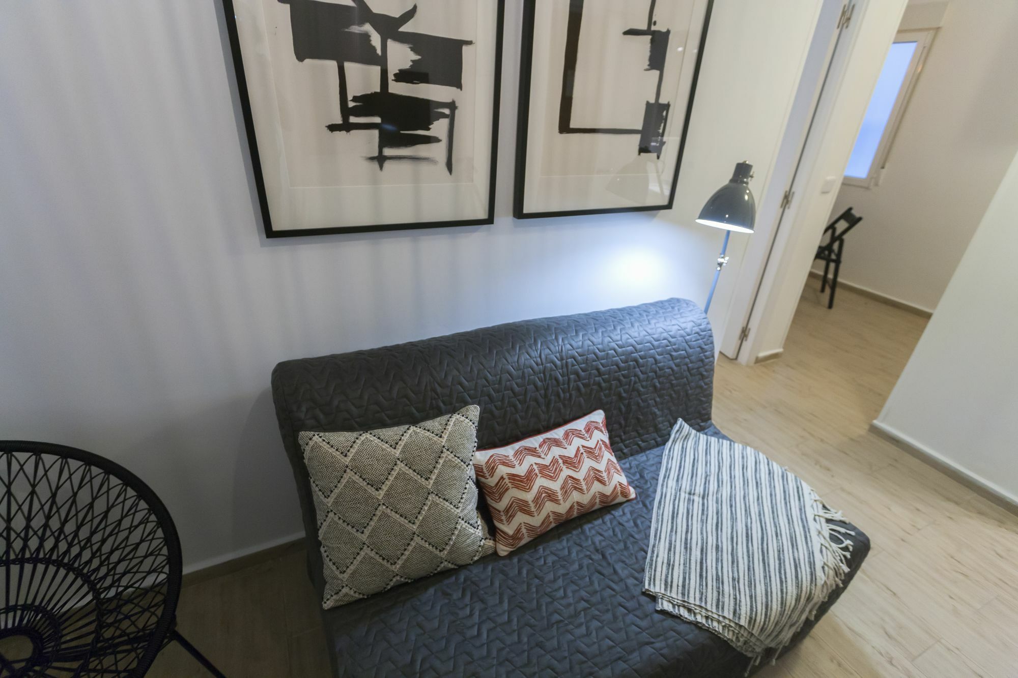 Dobo Rooms Ronda De Segovia Madrid Bagian luar foto