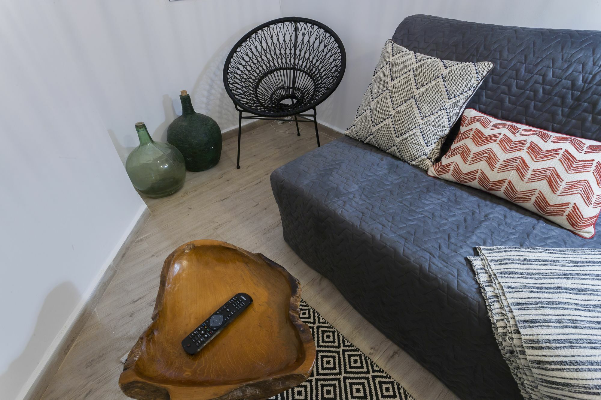 Dobo Rooms Ronda De Segovia Madrid Bagian luar foto